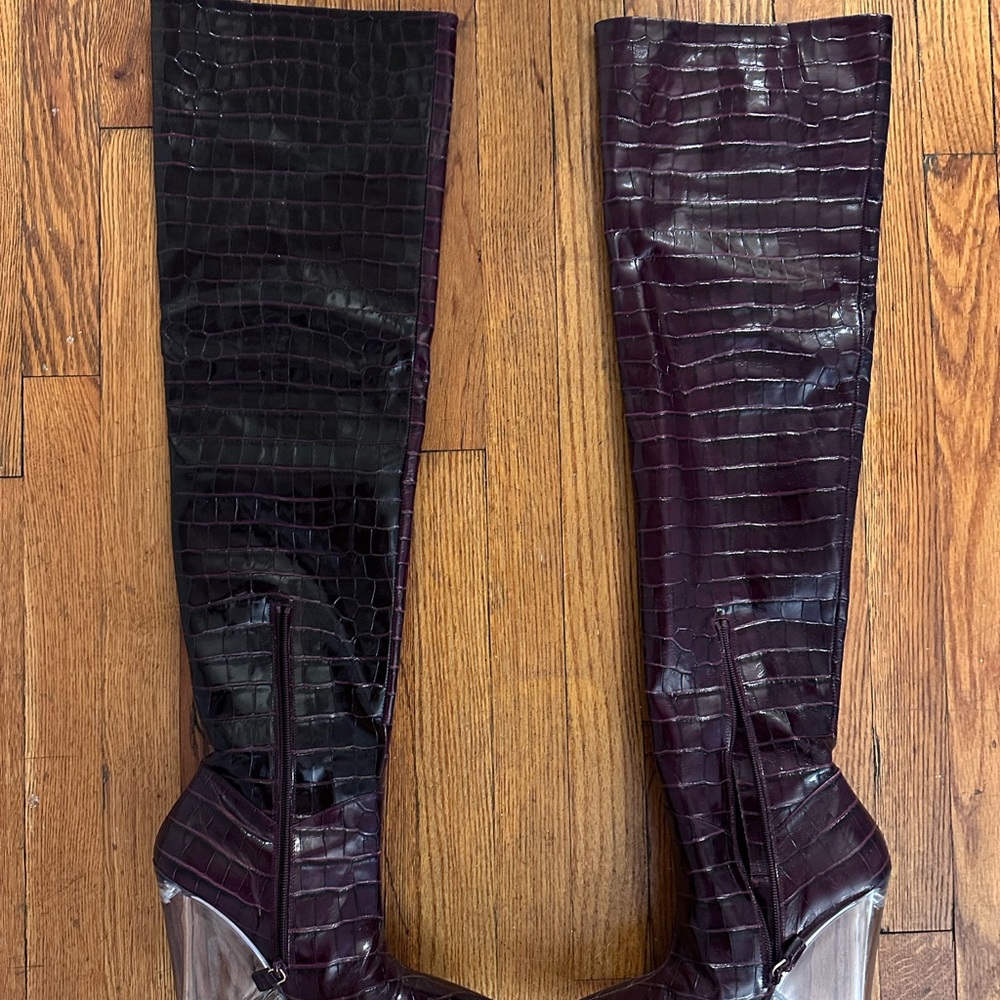 STUART WEITZMAN PLUM OVER THE KNEE CROC LUCITE Women's Boots size 9.5